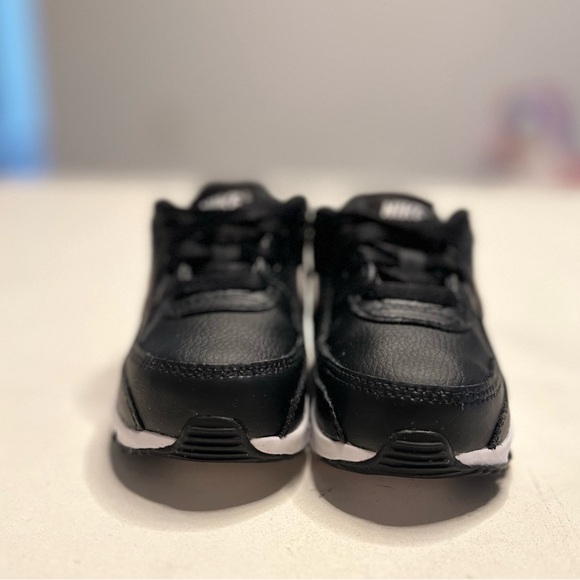 NIKE AIR MAX Toddler sneakers size 6c - Picture 2 of 9